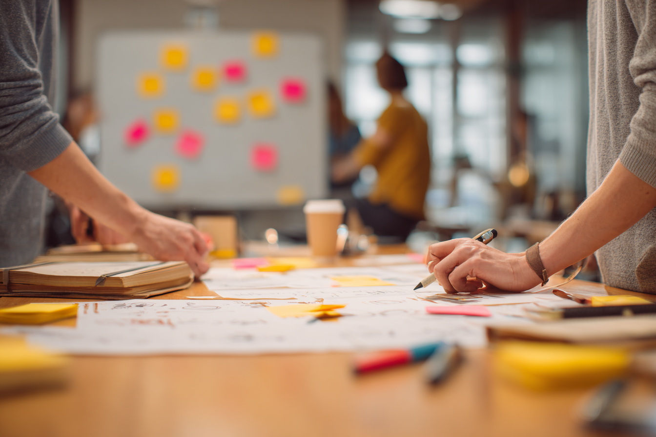 Joppe0624 creative workshop session in a bright design studio 5b6d0836 b7e5 4284 a79a 76bd3a879a8c 2